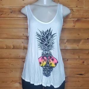 ❤3/$15 New Popular white tank top sleeveless muscle tees good for the beach s…